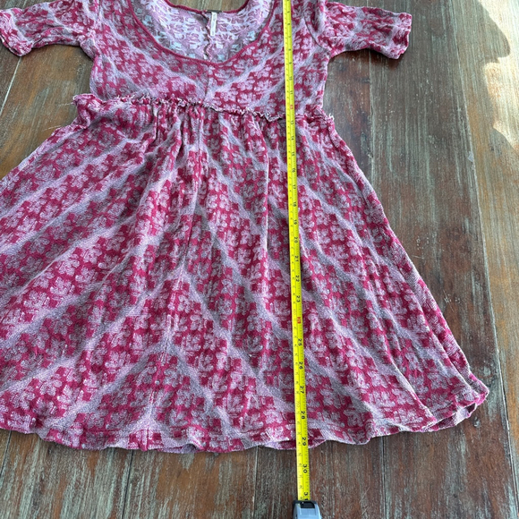 Free People Rose Damask Jacquard Babydoll Mini Dress size Small Gray Pink - Picture 10 of 12